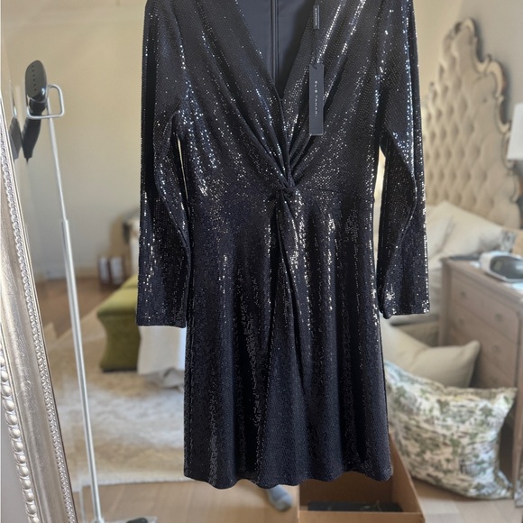 NWT Elie Tahari Sequin Twist Dress. Little black dress. Long sleeves. Size 8. - Picture 6 of 6